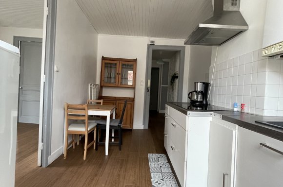 À Saint Etienne location d'un appartement de type T2 proche de la faculté